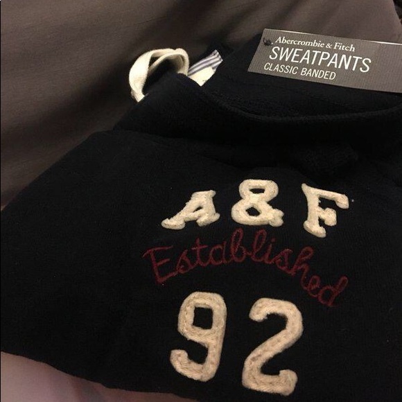 A&F Skinny Fit Sweatpants (Brand New) - Picture 1 of 3